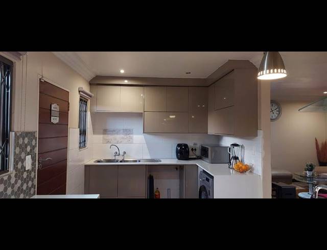 3 BEDROOM HOUSE FOR SALE IN CHANTELLE